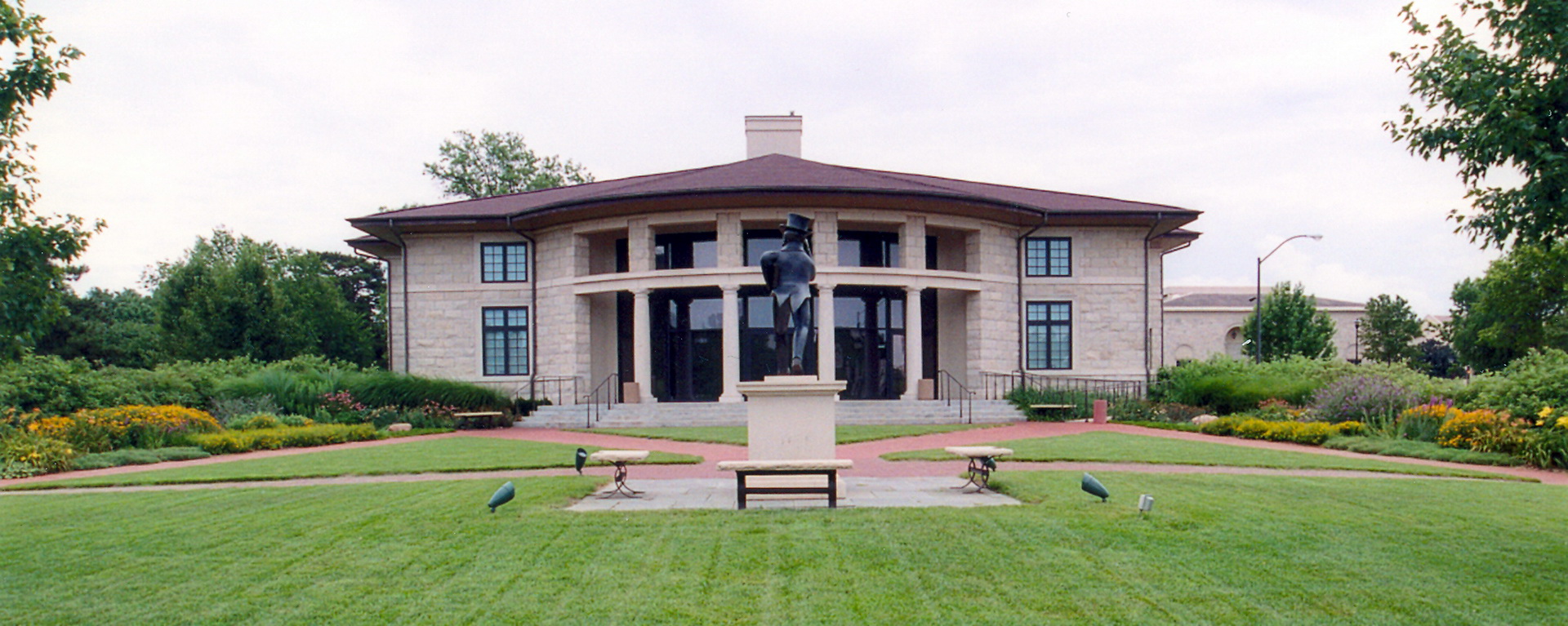 building on Washburn's campus